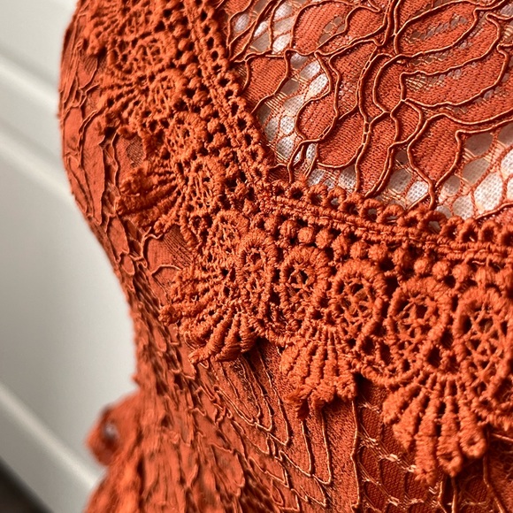 Haute Monde Butterfly Sleeve Lace Top - Picture 5 of 12